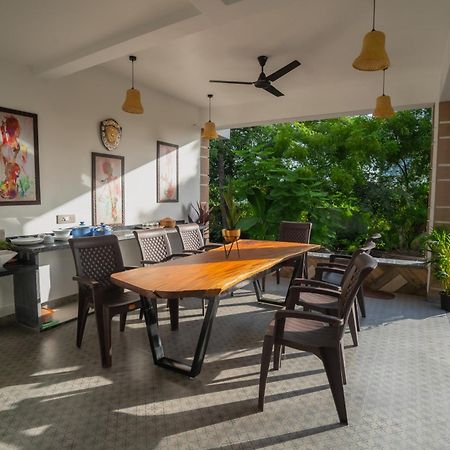 Almond Villa Алібаґ Екстер'єр фото