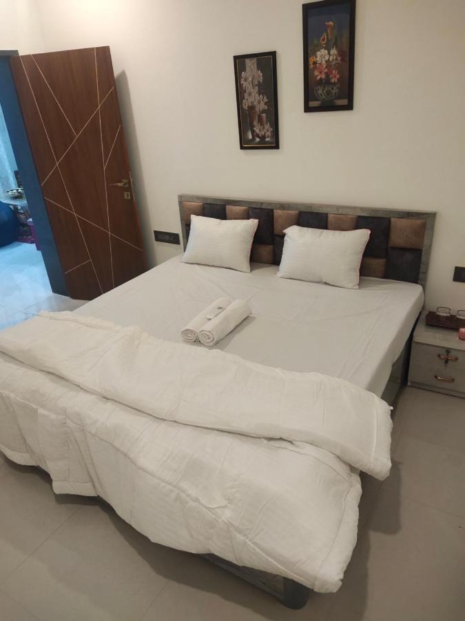 Almond Villa Алібаґ Екстер'єр фото