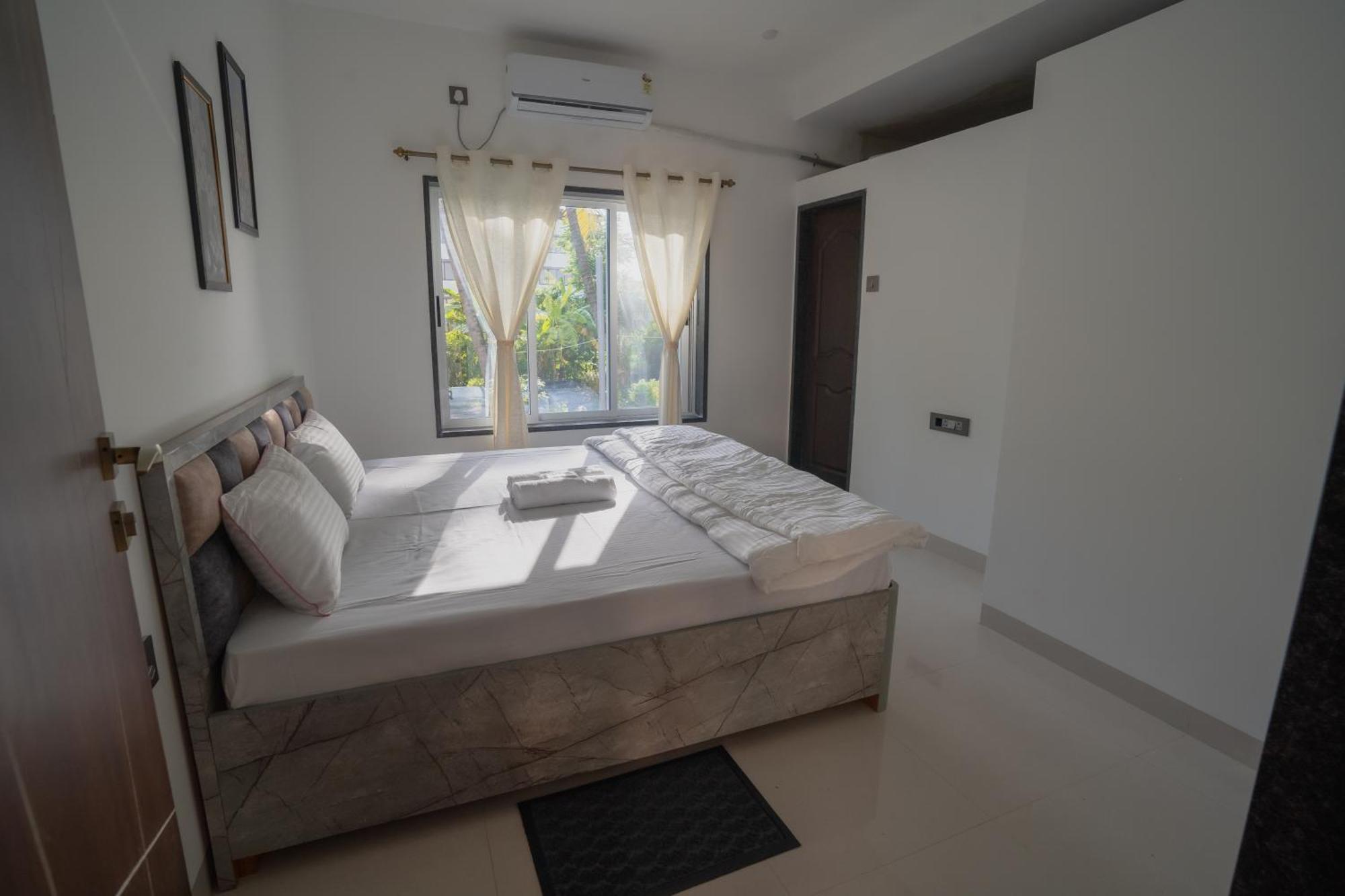 Almond Villa Алібаґ Екстер'єр фото